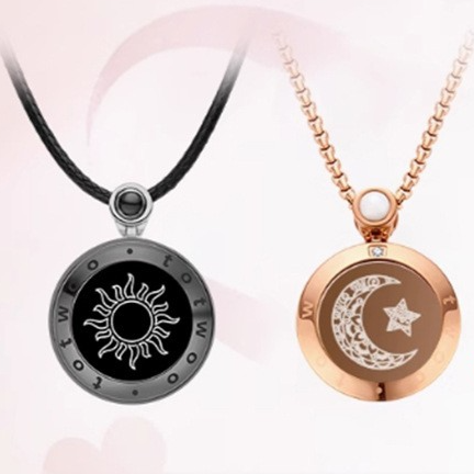 Smart necklace pair