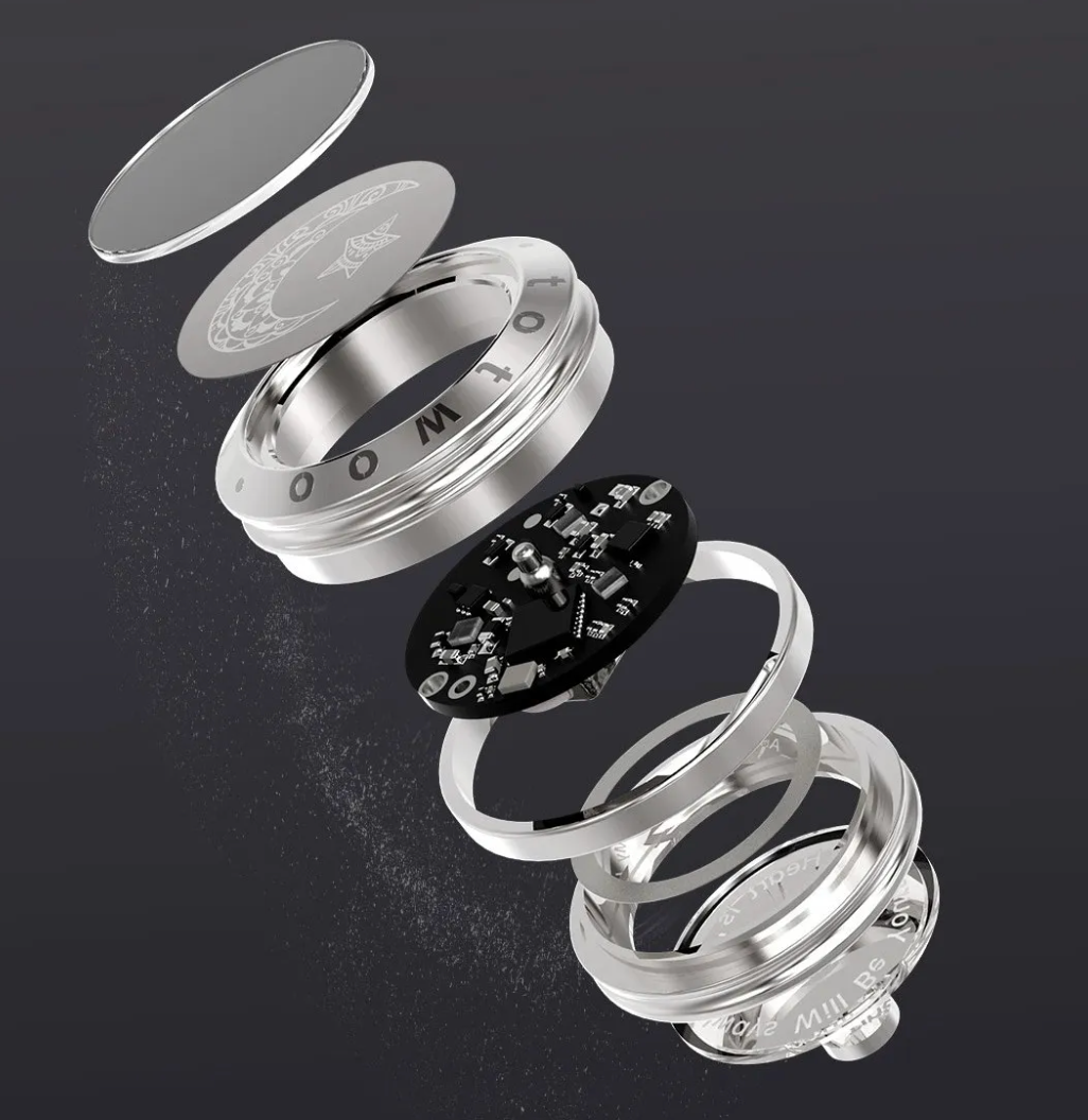 Smart necklace pair